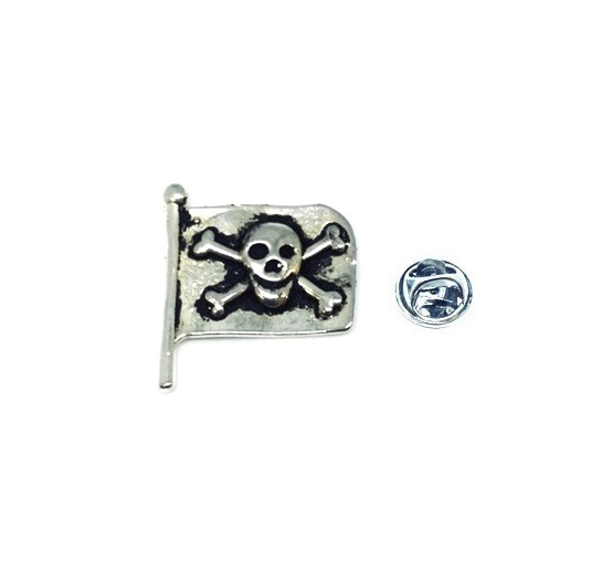 Skull Flag Pin