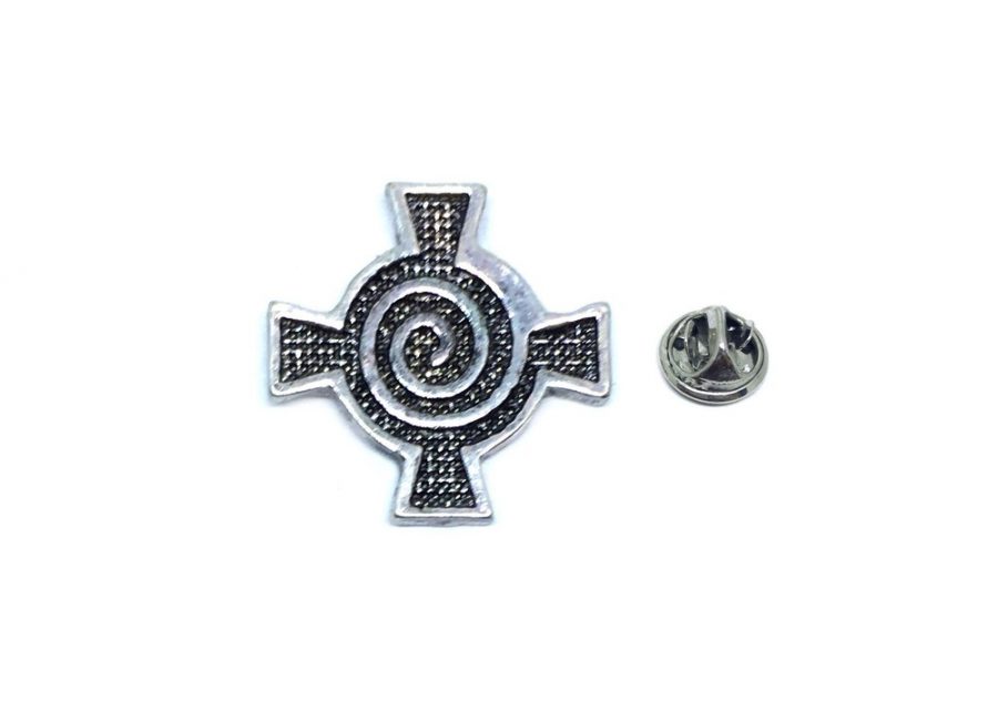Kinitial Vintage Cross Lapel Pin