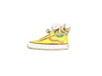 'Every Step is Grow' Shoe Lapel Pin