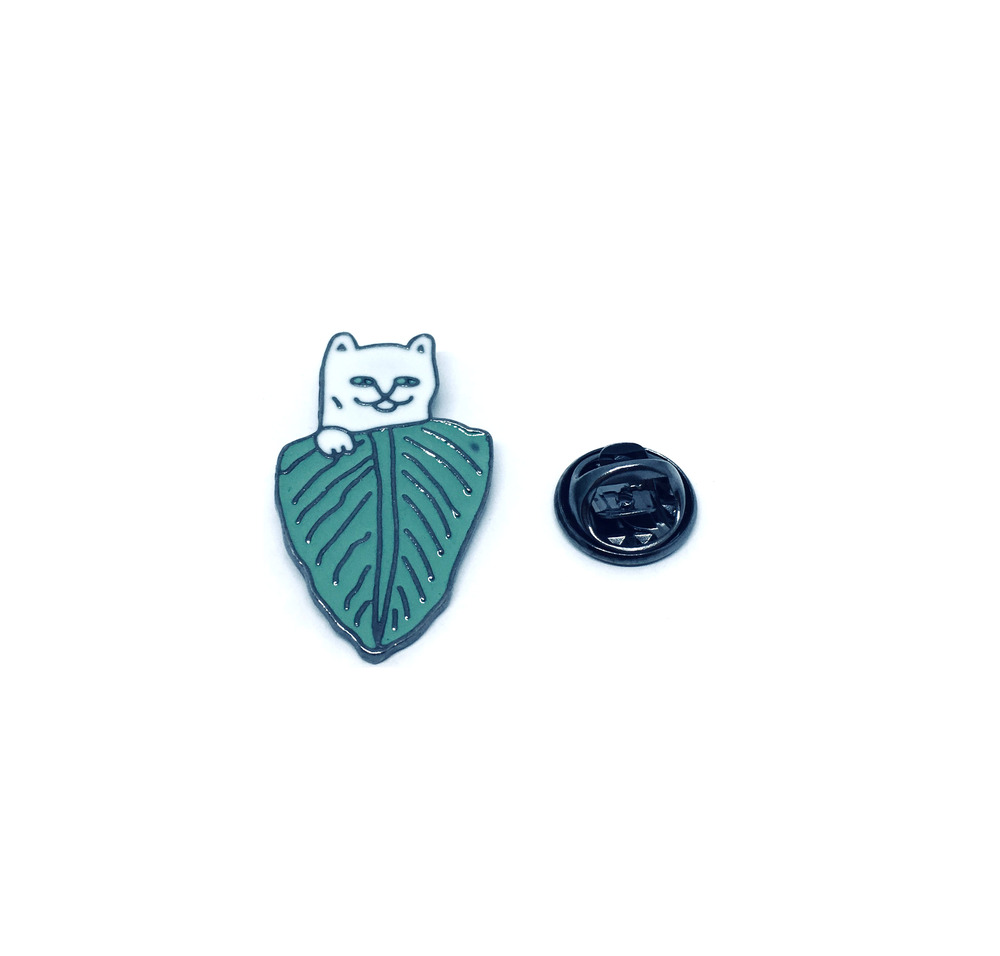 Leaf Cat Pin