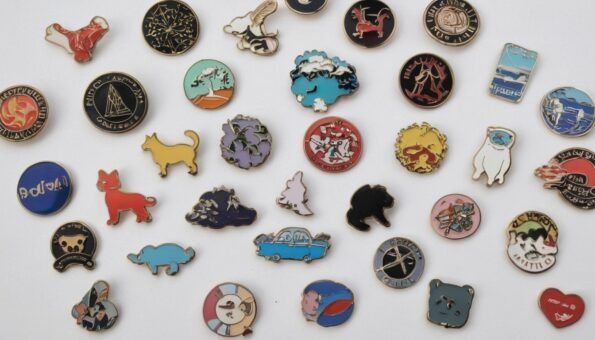 Enamel Pins mix lot