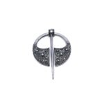 FSHAL-015 Vintage Scarf Brooch Pin