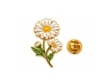 Gold-plated daisy flower enamel pin with white petals and gold butterfly clutch